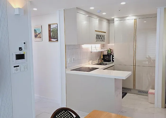 アパート Urban Terrace House